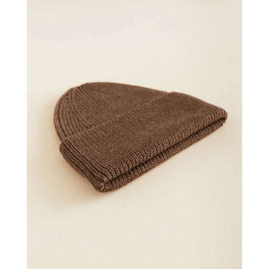 Braune Strickmütze Adult Beanie Fonzie in Mocha für stilvolle Wintermode