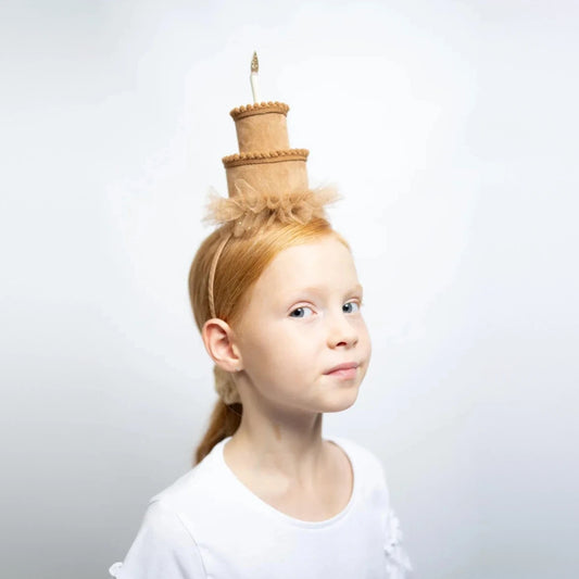 Billy loves Audrey Alice-Haarreif Geburtstagskuchen, dreistöckig mit Tüll und goldener Kerze