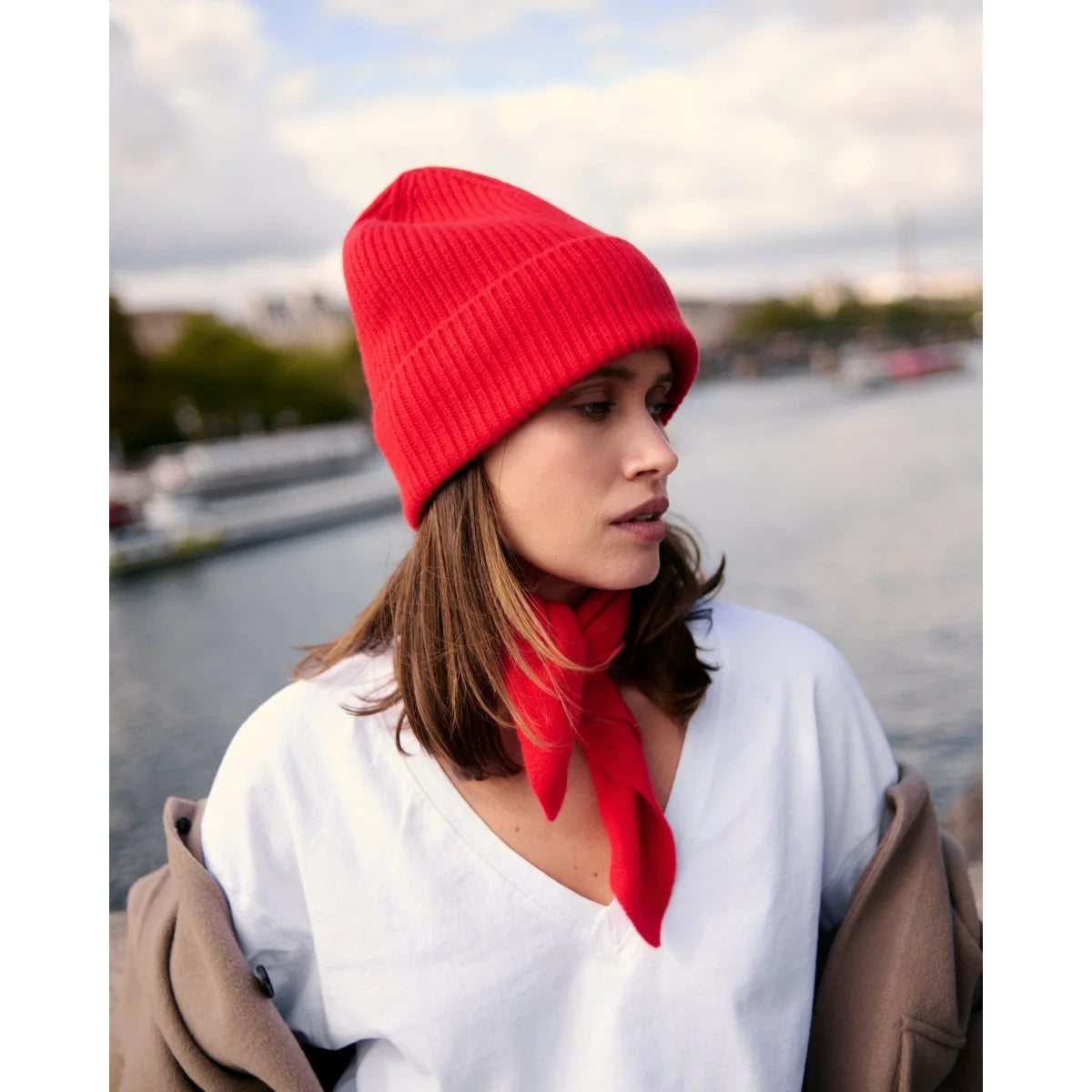 LOVEM AMI BEANIE Kaschmirmütze in Rot – Ansicht 3