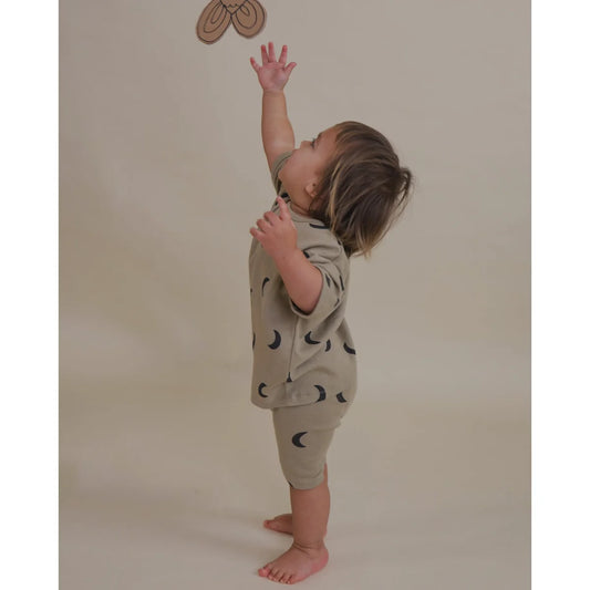 Kindermode Biker Shorts in Dämmerungsmitternacht mit Mondmuster für Jungen und Mädchen