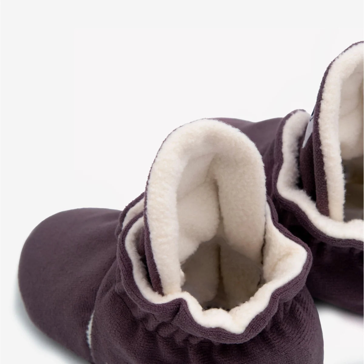 Plüschgefütterte dunkelviolette Babybooties aus Gamuza für 0-12 Monate