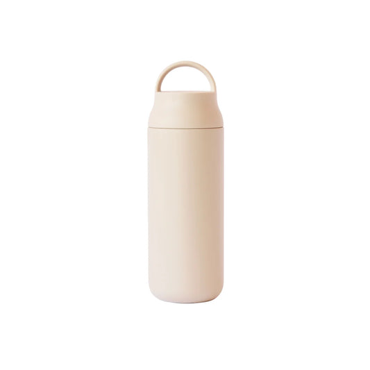 Beige isolierte Wasserflasche mit Griff vom Day Tumbler Isolierflasche 500 ml