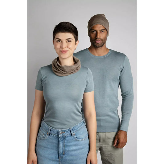 Weiches hellblaues Merinowolle-T-Shirt mit Rippenstruktur und Rundhals