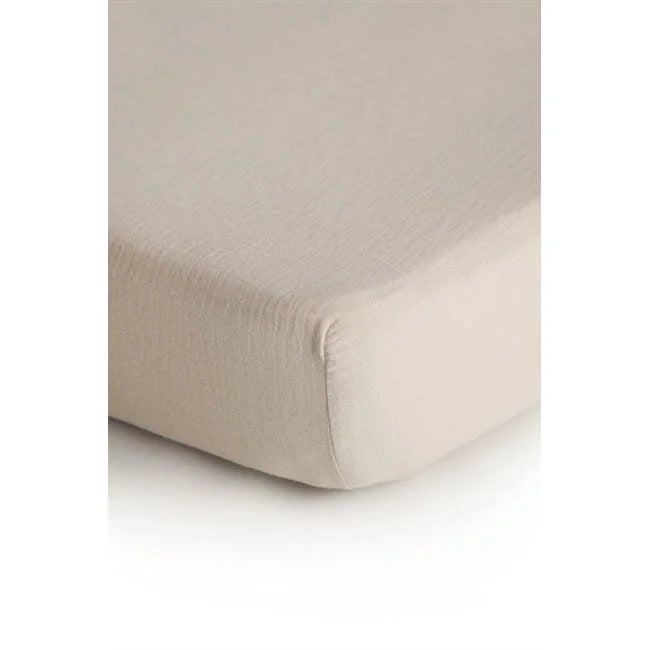 Beiges Fixleintuch mit elastischen Rändern für Matratzenabdeckung in Fog / Nebel