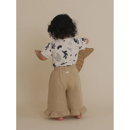 Kindershirt mit Muster und Rüschenhosen in Kürzeln, Grid Check Frill Pants in Weizen