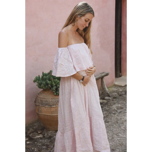 Off-shoulder helles rosa Maxikleid mit fließenden Ärmeln von Kleid Baila