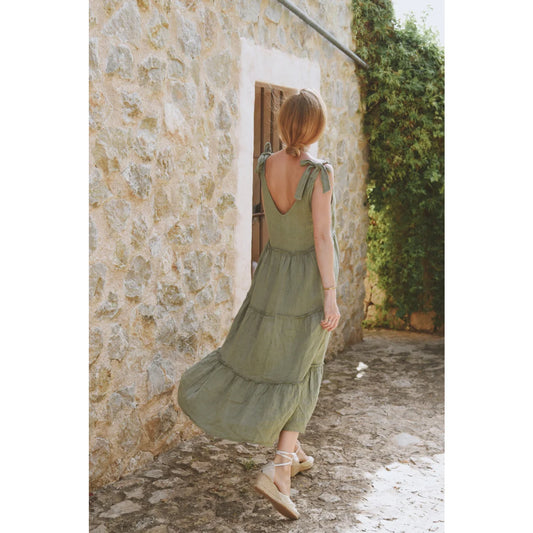 Olivegrünes mehrlagiges Sommerkleid für Damen im Produkt Kleid Sevilla Sage