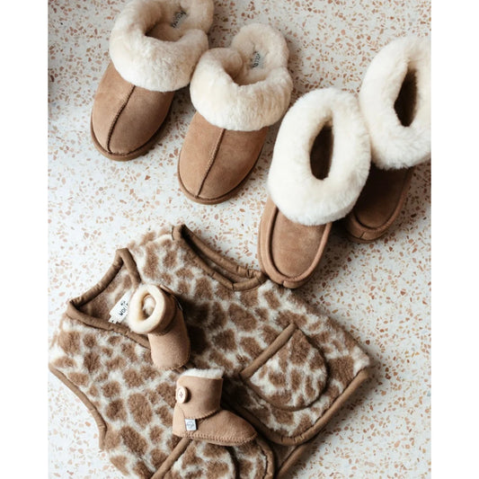 WOLLBEBI Lammfell-Babyschuhe Togo mit Klettverschluss
