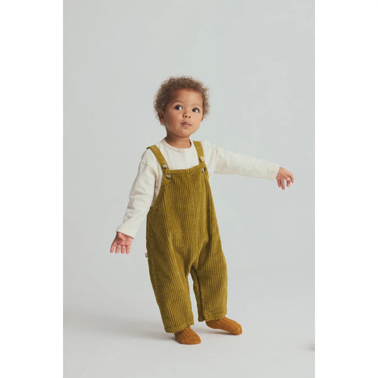 Cozmo Latzhose Dax in Green aus breitem Bio-Baumwollcord