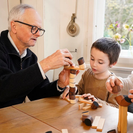 Loggos Holzbaustein Buche Nuss 22 Steine ökologische Babyprodukte