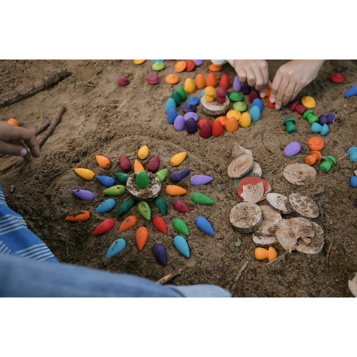 Regenbogenfarbene Muschelkette mit Seesternanhänger Mandala Rainbow Snowflakes