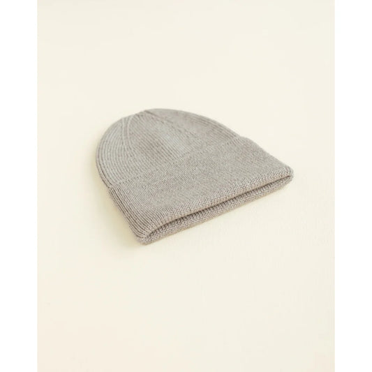 Helle graue Strickmütze mit gerippter Textur für Neugeborene, Newborn Beanie Fonzie