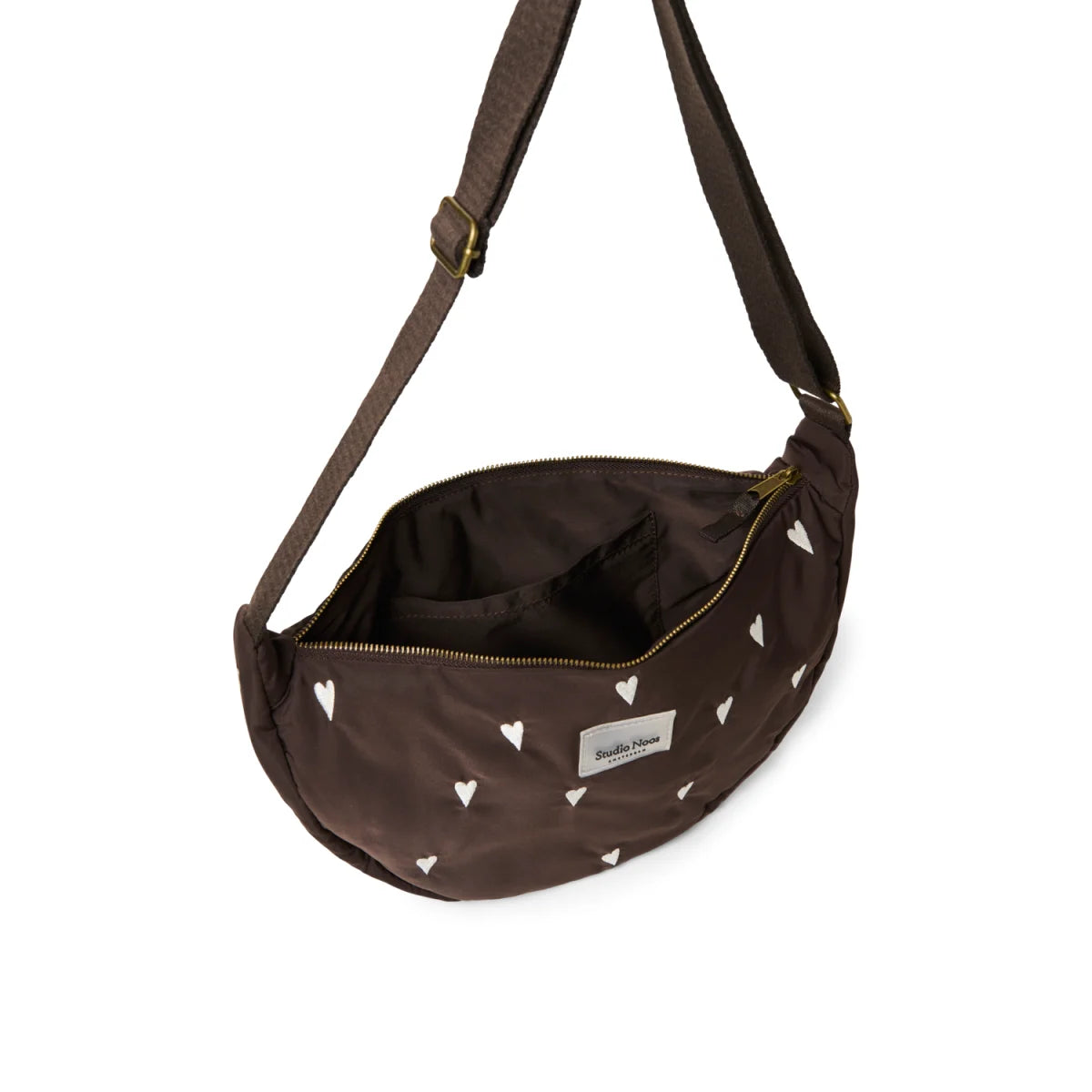 Braune Gürteltasche mit weißen Herzmustern und verstellbarem Riemen