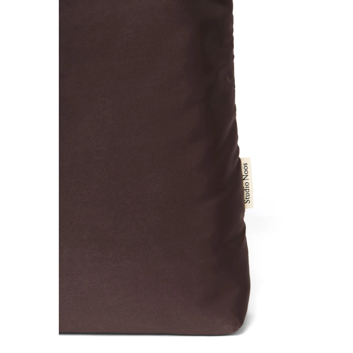 Dunkelbraune Stofftasche mit kleinem Studio Noos Label, Puffy Mom Bag Brown