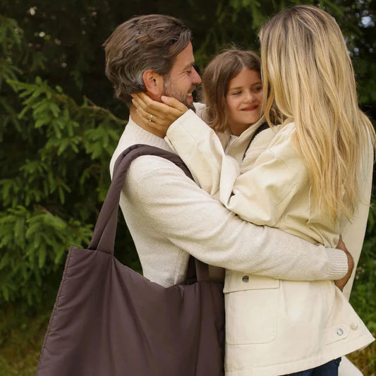 Dunkelbraune weiche Tragetasche für Damen, Puffy Mom Bag in Braun