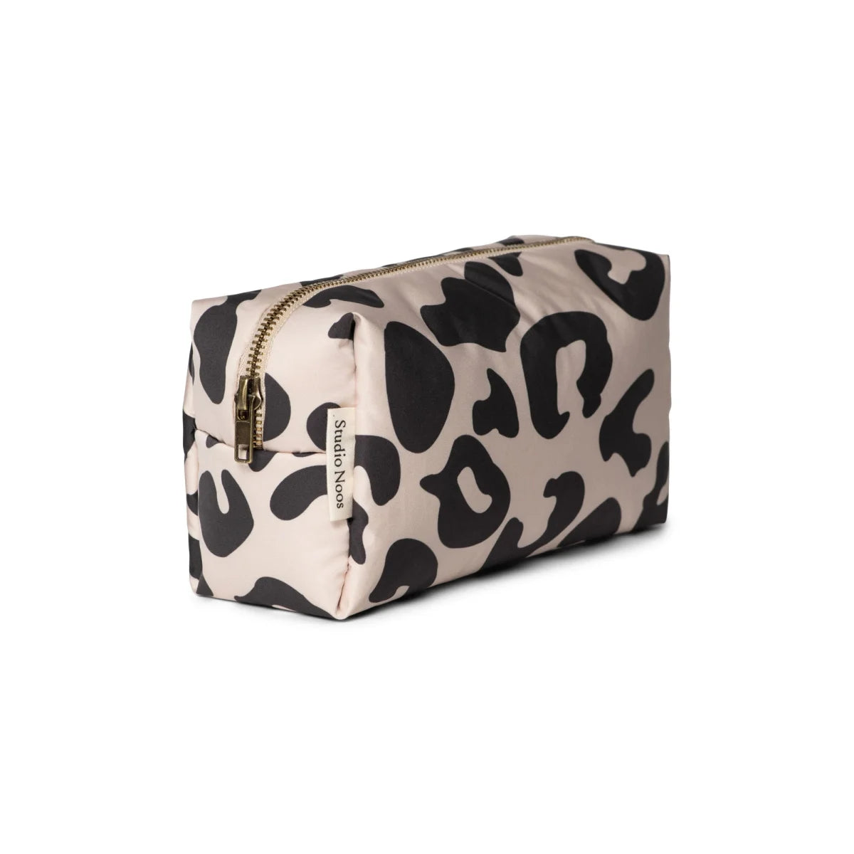 Kosmetiktasche mit Leopardenmuster und goldenem Reißverschluss von Puffy Necessaire