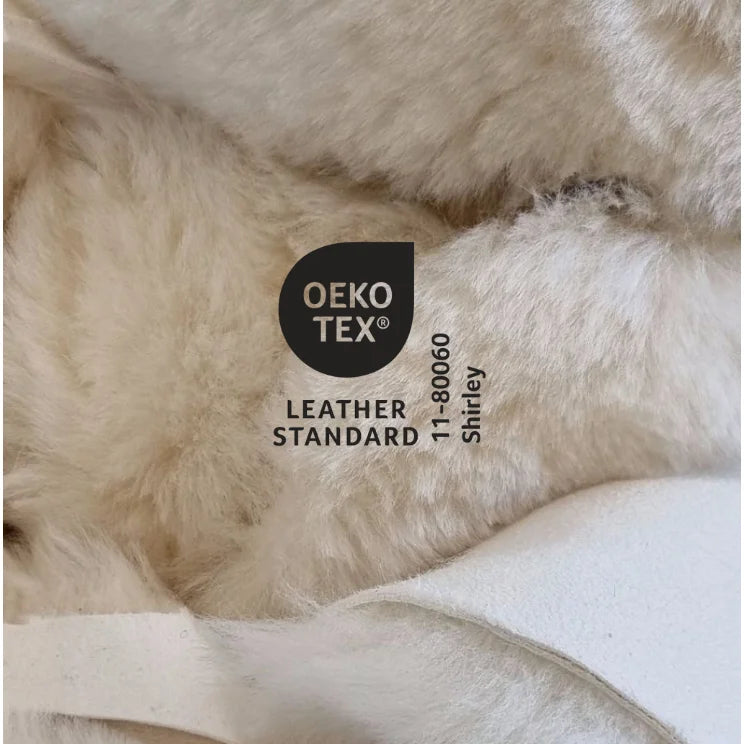 Creme-farbene Kunstfell-Decke mit weichem Plüsch und Oeko-Tex®-Label für Schaffell Snuggler Fixed Harness Milk