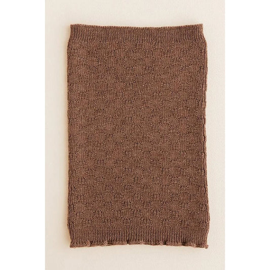 Brauner gestrickter Schal mit fransigen Kanten, Schal Gigi in Mocha