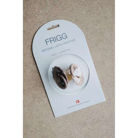 Verpacktes Set aus zwei dekorativen Magneten in Form von Kaffeebohnen