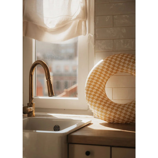 Gelber und weiß gemusterter Schwimmring Speckled Diamond für Wasserspaß