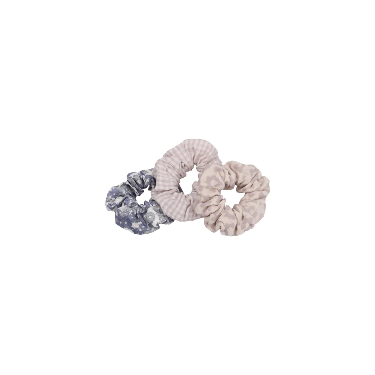 Drei Scrunchies Summer Kollektion: Grau-Weiß Camo, Beige Gingham, Blau-Grau Camo