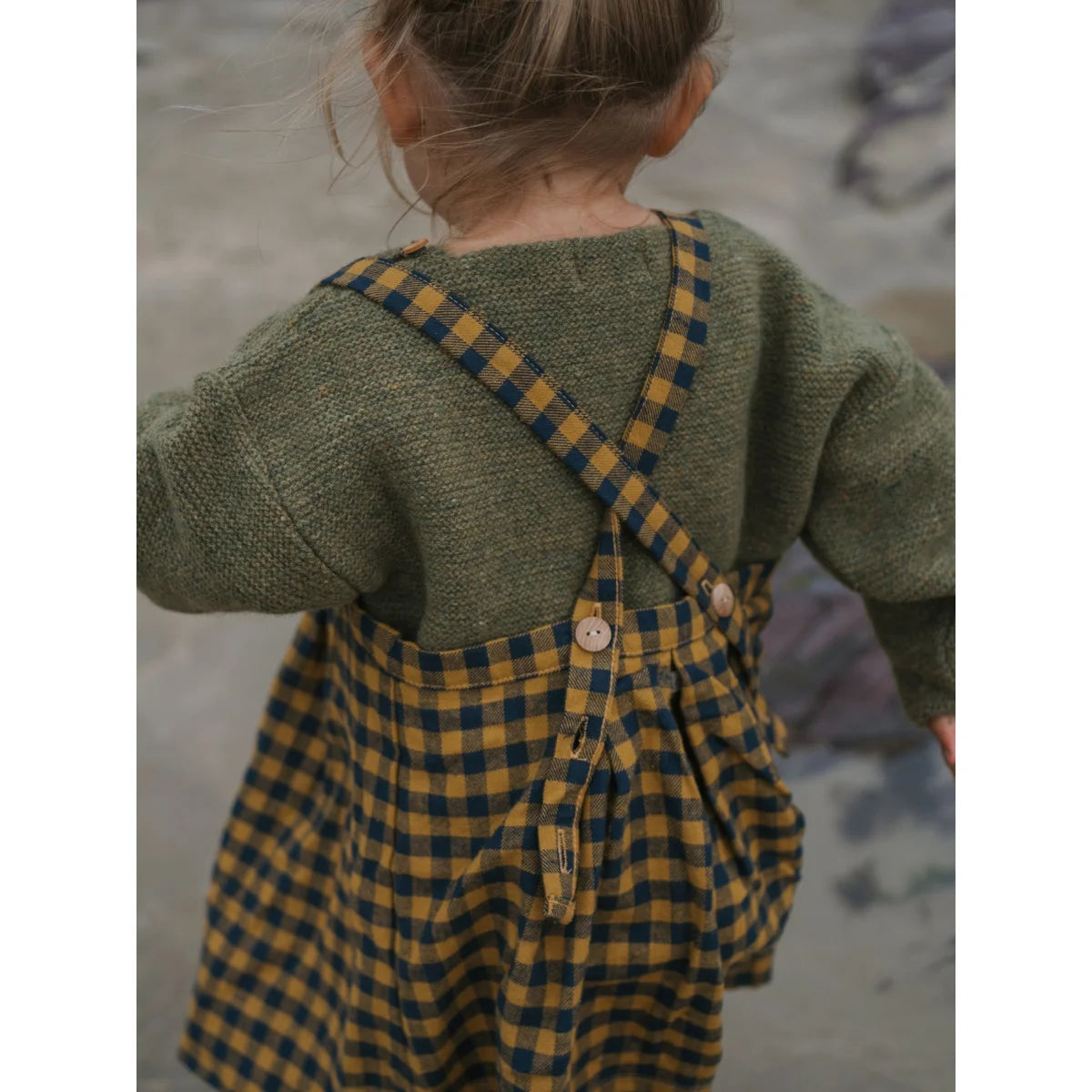 Kindermantel in Olivgrün mit Senfgelbem und Dunkelblauem Karo-Design