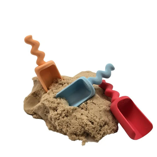 Kinetischer Sand mit drei bunten Spiralschaufeln spielschäufelchen wave pastel rot