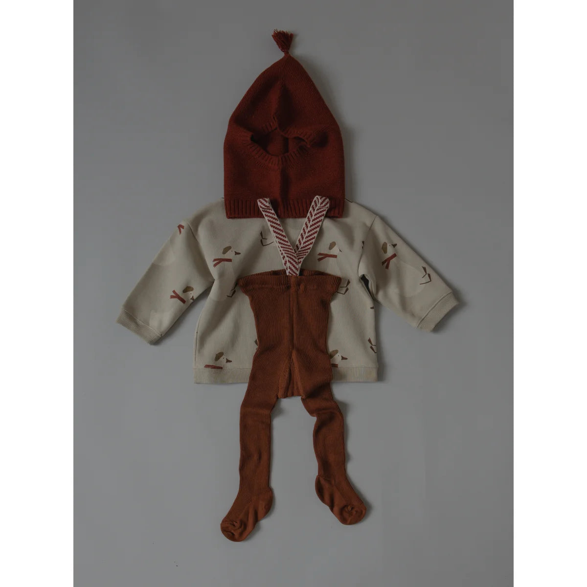 Silly Silas Strumpfhose mit Träger Footed in Cinnamon mit Weihnachtsmuster
