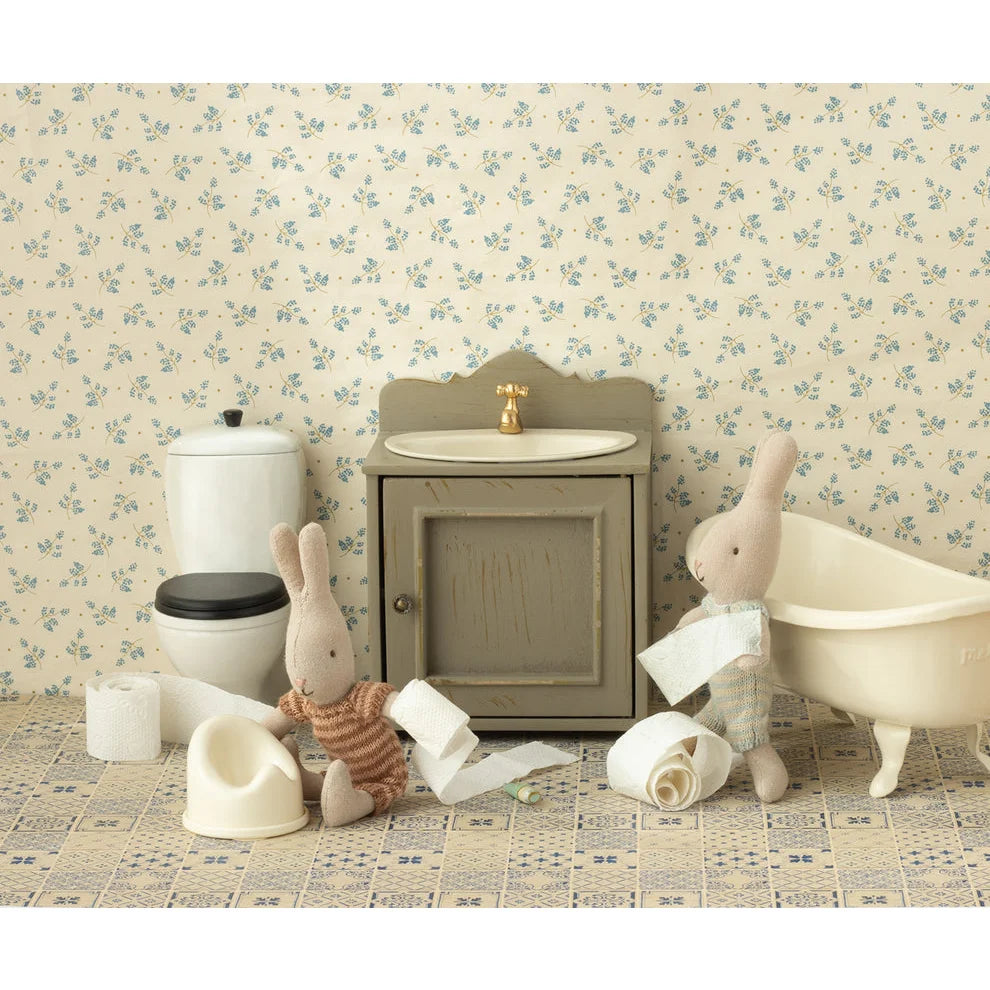 Vintage Nachttisch Töpfchen Mikro in Weiß mit einer Tür für stilvolle Schlafzimmergestaltung