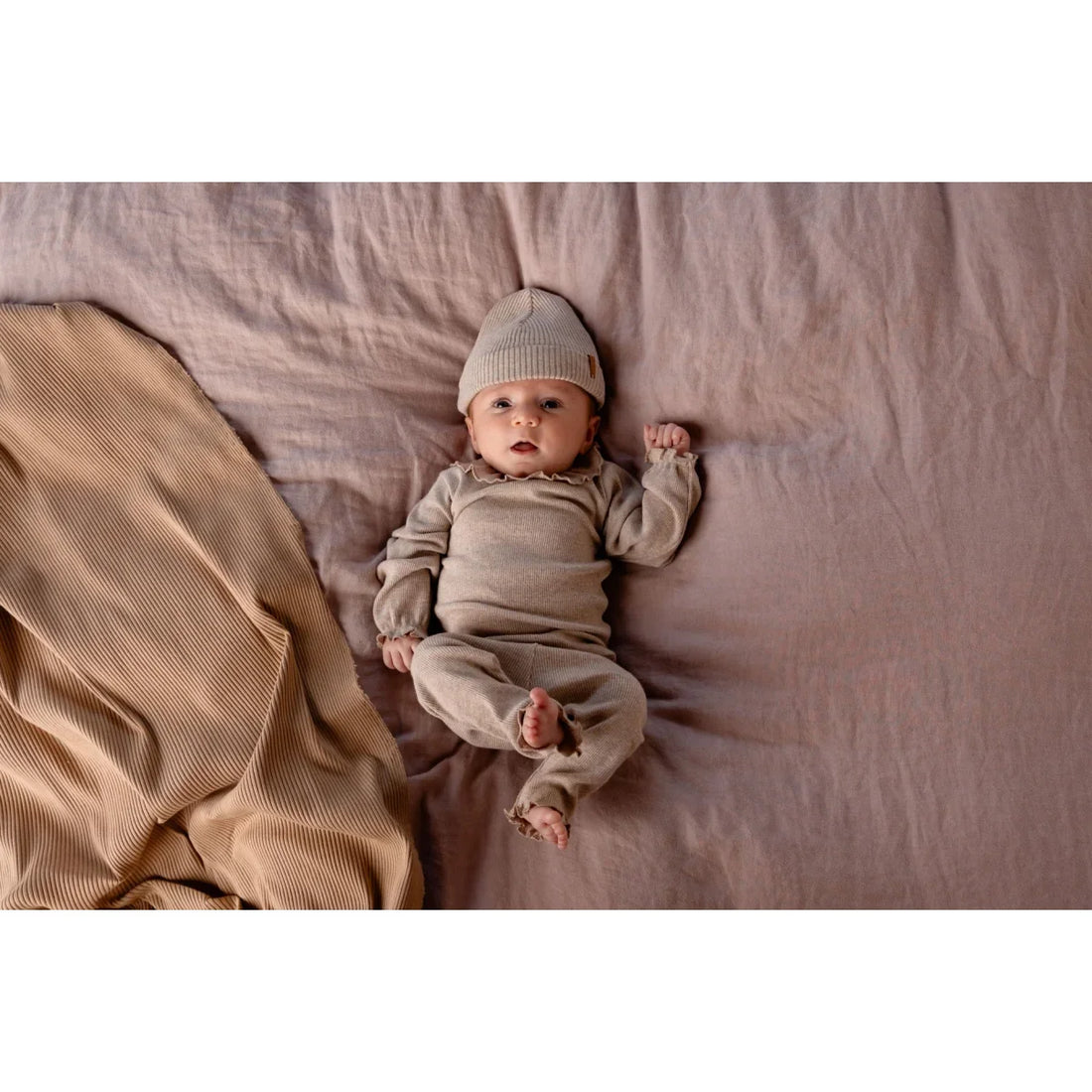Babykleidung Grössentabelle: Welche Grösse für welches Alter?