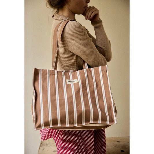 Beige weiße gesteifte canvas-tasche 24h bag rayures noisette ideal für ökologische baby- & kinderprodukte