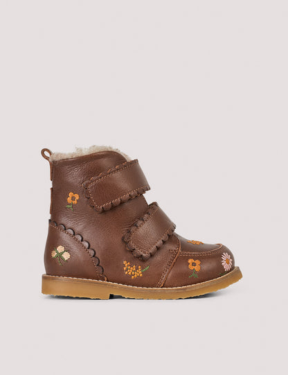 Autumn Flower Scallop Winter Boot | Hazelnut