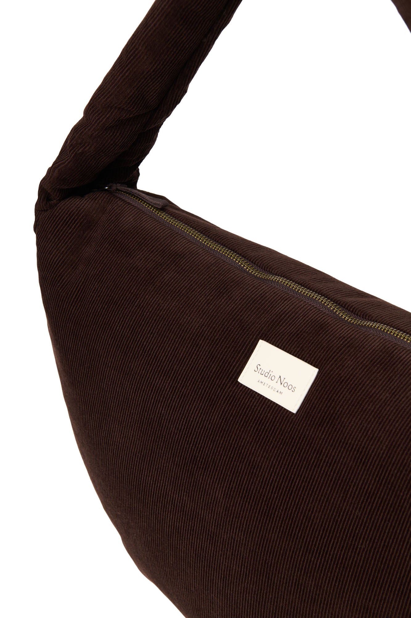 Rib Puffy Cross Body Bag | Dark Brown
