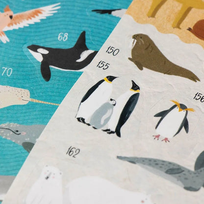 Süßes Stickerblatt mit cartoonigen Pinguinen für Animal World Poster + Stickers