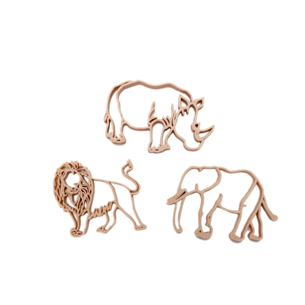 Holz-Ausstecher Safari mit Rhino, Löwe und Elefant für nachhaltige Kinderprodukte Schweiz