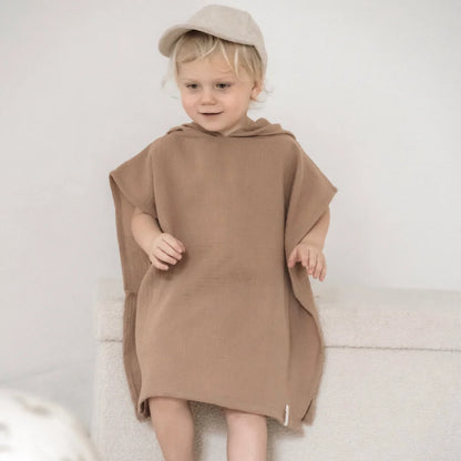 Beige Kapuzenponcho für Kinder mit passender Mütze, Badeponcho Musselin, verschiedene Farben