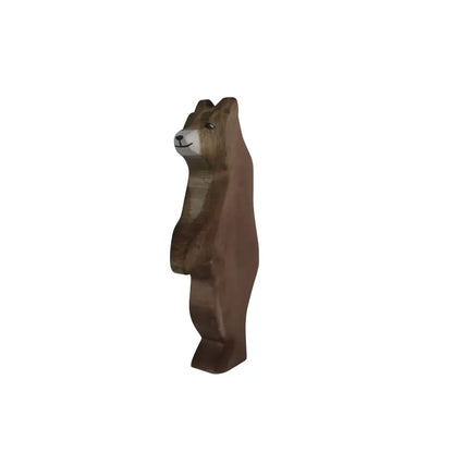 Stehende braune Holz-Bärenfigur mit hellfarbenem Schnauze auf Produkt Bär stehend auf den Hinterpfoten
