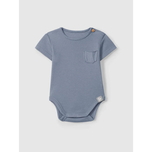Ribbed body indigo: weiches blaues Babybody mit Vorkang und Snap-Verschluss