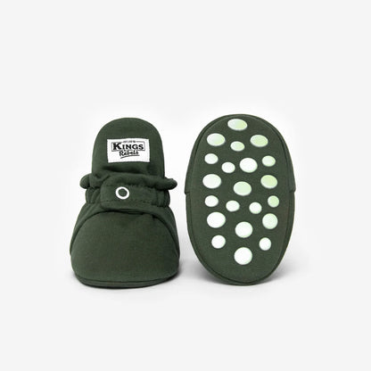 Dunkelgrüner Babybootie mit weiß gepunkteter Grip-Sohle für 12-24 Monate