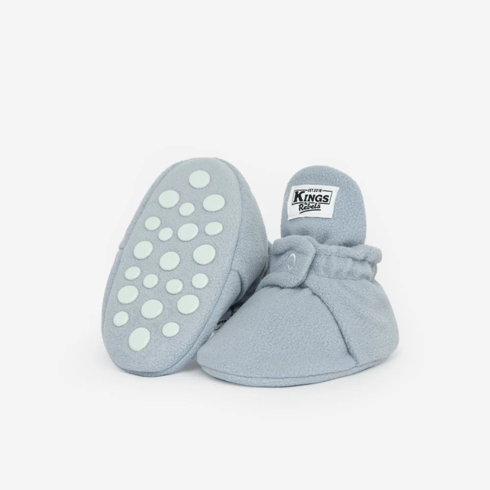 Weiche blaue Babyschuhe mit rutschfesten Sohlen für 12-24 Monate in Sky Grey