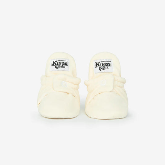 Paar cremefarbige Babybooties mit Kings-Label in Fleece Original Cream