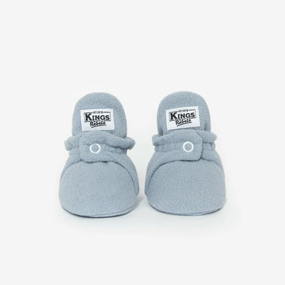 Helles blaue Fleece-Babyschuhe mit Druckknöpfen, geeignet für 0-12 Monate