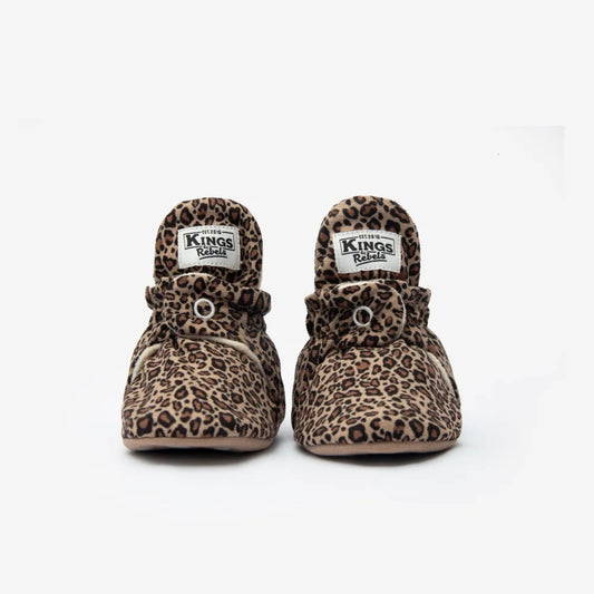 Leopard Print Babyschuhe Gamuza Gripper für 12-24 Monate mit heller Sohle
