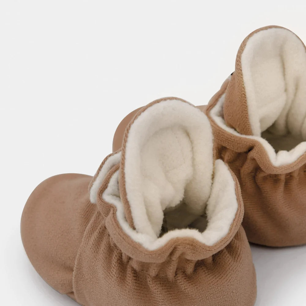 Weiche braune Babystiefel mit Lammfellfutter für 12-24 Monate von Booties Gamuza Gripper