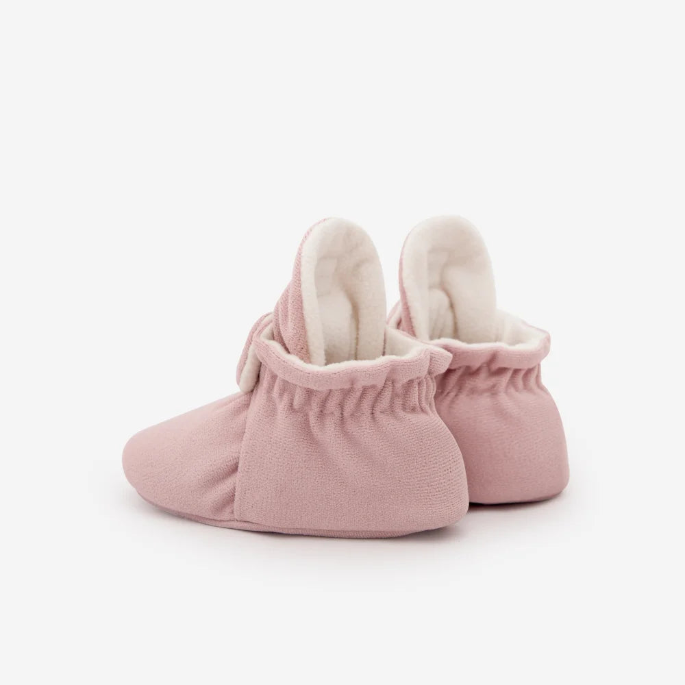 Paar rosafarbene Babyschuhe mit weicher weißer Fleece-Fütterung, Booties Gamuza Gripper 12-24 Monate Rosewood