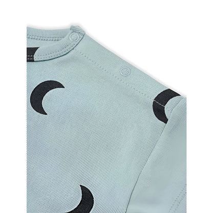 Weiches minzgrünes Langarm-Babybody mit schwarzem Halbmondmuster, Boxy T-Shirt River Midnight