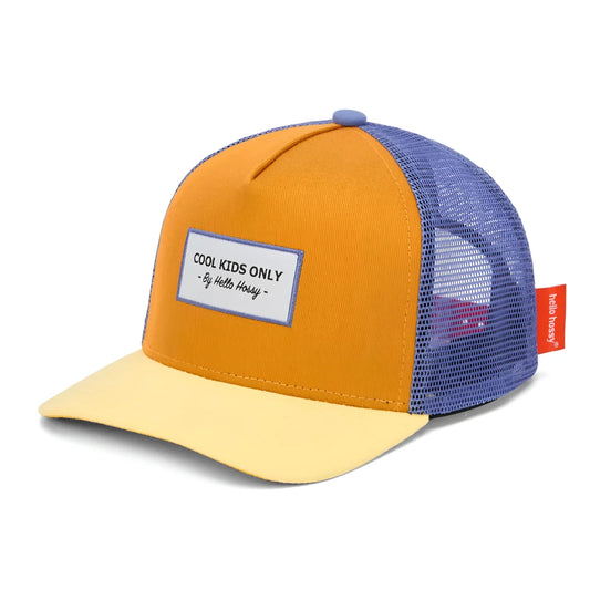 Vibranter cap mini canyon trucker hut in orange und blau mit gelbem schirm und weißem cool kids only label von hello hussy