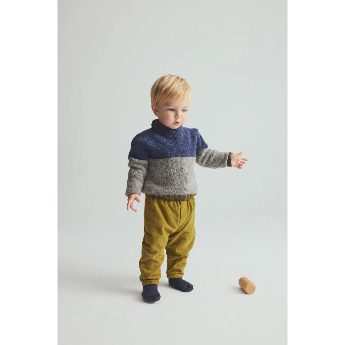 Cozmo Babyhose Miki in Green aus Feincord