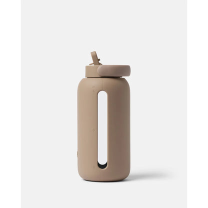 Bink Day Bottle 800ml in Mocha (mokkabraun) mit Flip-Verschluss und Sichtstreifen