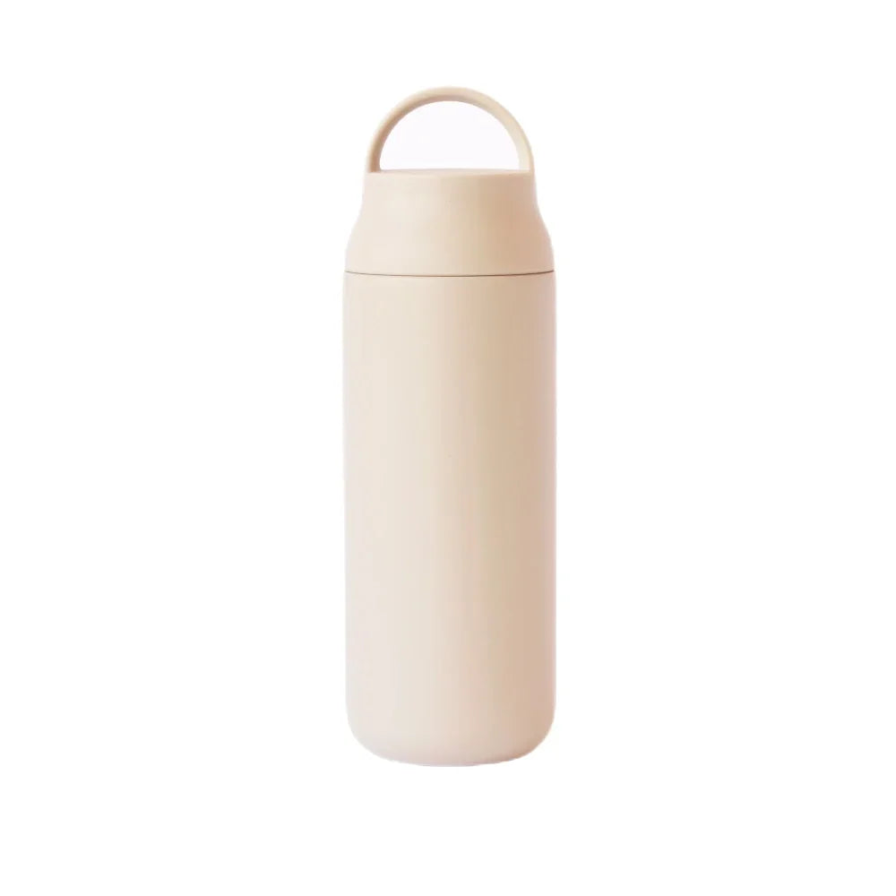 Cremfarbene isolierte Wasserflasche mit Deckelgriff, Day Tumbler Isolierflasche